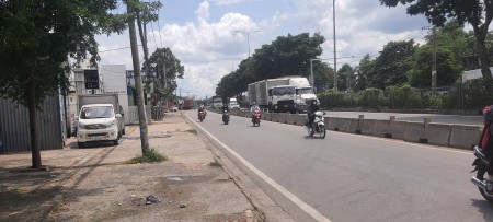 Mặt tiền QL1A, diện tích sử dụng 7X23m, giá bán 6 tỷ9. Tam Bình Quận Thủ Đức