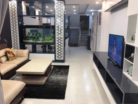 Nhà mặt tiền đường Hả Huy Giáp, Quận 12, sổ hồng riêng, 5,9 tỷ diện tích 51m2