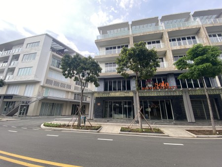 Cho thuê Shopphouse 1 trệt 4 Lầu Khu SaLa, Q.2