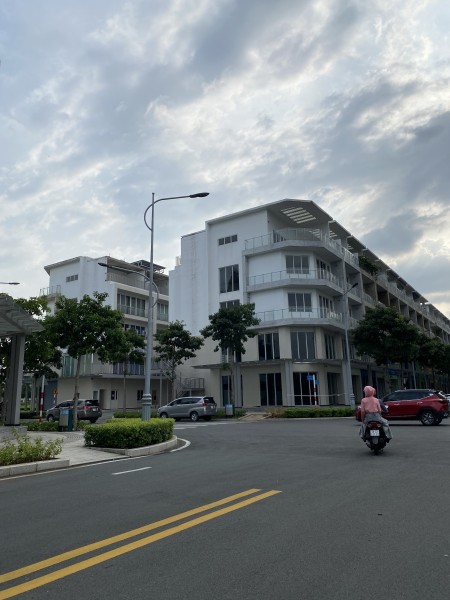 Đi đến slide 2
