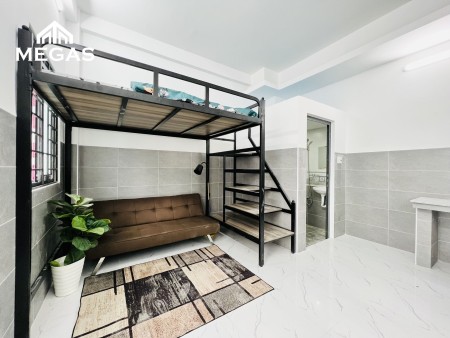Căn Hộ mới 100% - Ban Công ngay Âu Cơ qua Lê Đại Hành 4p Tân Phú Quận 11 Quận 10