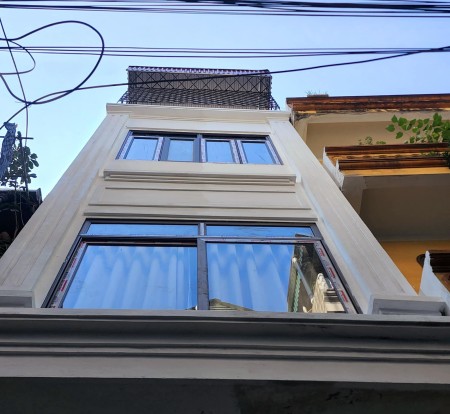 Bán nhà siêu rộng Quận Hà Đông ô tô đỗ cửa 2 mặt thoáng, khu dân trí cao