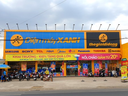 Bán đất có sổ hồng dtsd 140m2, trung tâm thị trấn Lộc An giá 700 triệu, chính chủ