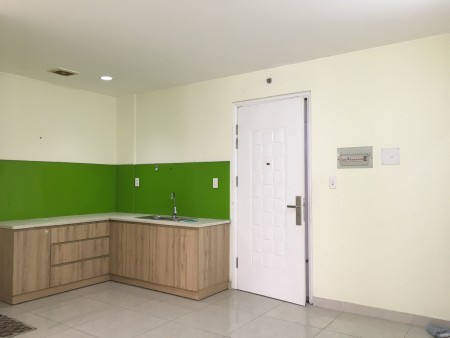 Cần bán căn hộ knt ở chung cư Dreamhome, dt 64m2, 2 PN, 2 WC giá chỉ 1.82 tỷ. lh 0931337445