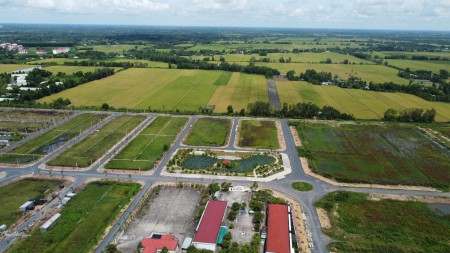 Dự án sắp mở có quy mô lớn và đất đẹp mặt tiền rộng, đầy đủ tiện ích xung quanh