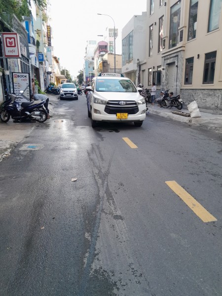 Bán Nhà Gấp Gần rạp Nam Quang, Quận 3, giá bán chỉ 11 tỷ