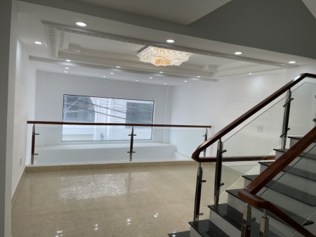 Cần bán nhà hẻm xe hơi 3 tầng đường Huỳnh Tấn Phát, Quận 7 pháp lý chuẩn