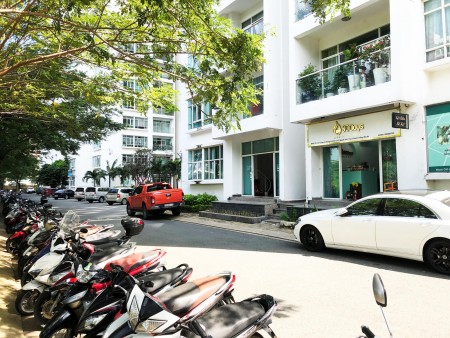 Bán shophouse chung cư HAGL3 Sài Gòn. Ở và KD đều được. Sổ Hồng vĩnh viễn. DT 242m2, giá 5.35 tỷ.