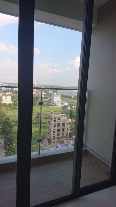 Bán nhanh căn hộ 2PN hương ĐN tại One Verandah liên hệ 0909370517
