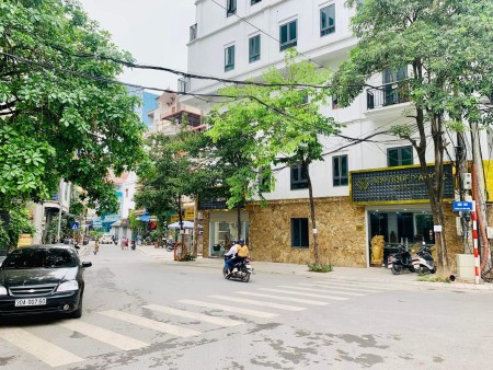 Bán nhà lô góc tuyệt đỉnh rất thoáng vì không bị che chắn sổ đỏ chính chủ, giá tốt