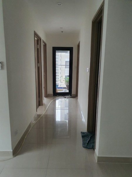 Căn 2 ngủ góc 2vs Giá 1.900 triệu Vinhomes OCEan Park tầng cao, yên tĩnh, view thoáng