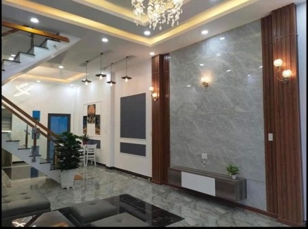 Nhà PL Hoàng Quốc Việt Cầu Giấy khu an ninh đỉnh DT 53m² giá chỉ 4,8 tỷ đồng