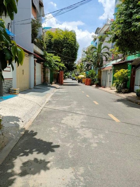 Chính chủ bán Gấp nhà Lê Đức Thọ P16, gần chợ An Nhơn, diện tích 102m2, giá 6.3 tỷ - 0707965980