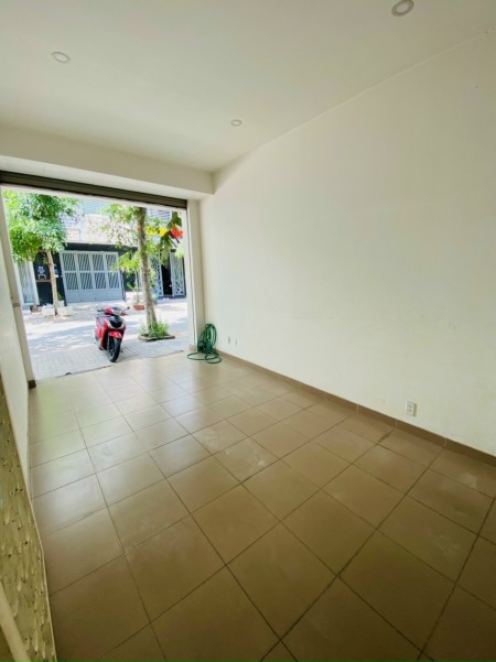 Bán nhà phố DT 7x19m khu dân cư công ích quận 4, phường Phú Mỹ Quận 7