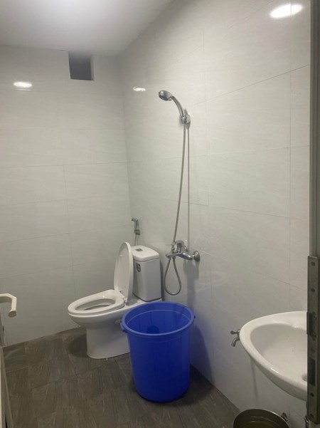 Chính chủ bán nhà phân lô Hoàng Quốc Việt, nhà 4 tầng 56m2 ngõ thông, ô vào được nhà, thông số đẹp.
