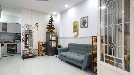 Nhà HXH Đỗ Xuân Hợp, Phước Long B, có SHR, giá chỉ 3,75 tỷ đồng TL