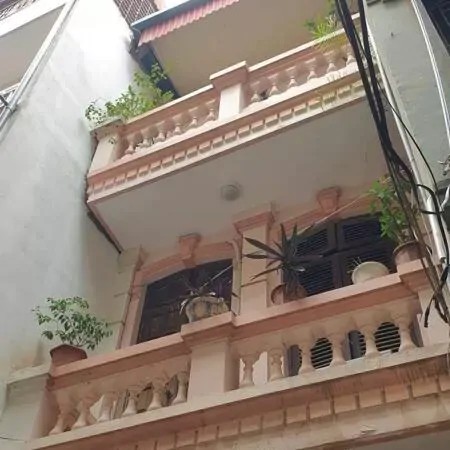 Bán nhà Quan Hoa, khu dân văn hóa, diện tích sử dụng 40m2, giá bán 5.75 tỷ