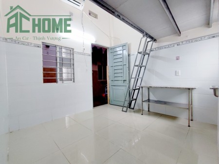 Cho thuê phòng trọ giá rẻ có gác Quận Tân Bình, giá tốt khu an ninh yên tĩnh