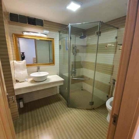 Bán nhà Hồng Mai, Hai Bà Trưng, chủ nhà Giáo sư về hưu diện tích 32m2, giá bán 3 tỷ 1