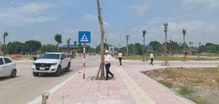 Đi đến slide 4