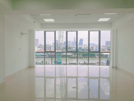 Cho thuê văn phòng view sông thoáng mát đường Trần Xuân Soạn, Quận 7, giá 40 triệu/tháng