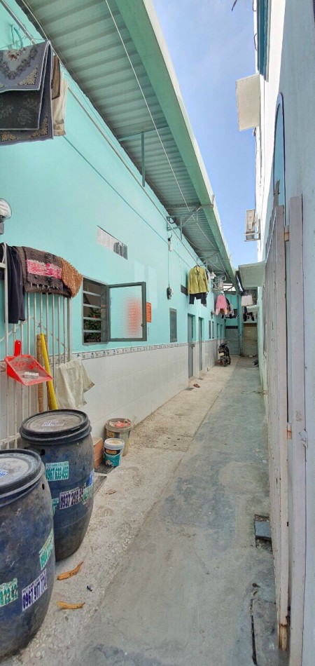 Cần bán gấp dãy trọ và 1 kiot dtsd 134m2 đang cho thuê 9tr/tháng. Giá 1 tỷ 580 ở Trung Chánh HM