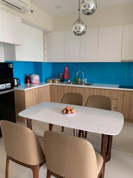 Cho thuê Palm Heights 2 phòng ngủ, 2 wc giá cực tốt nên thuê ngay, tiện ích đủ