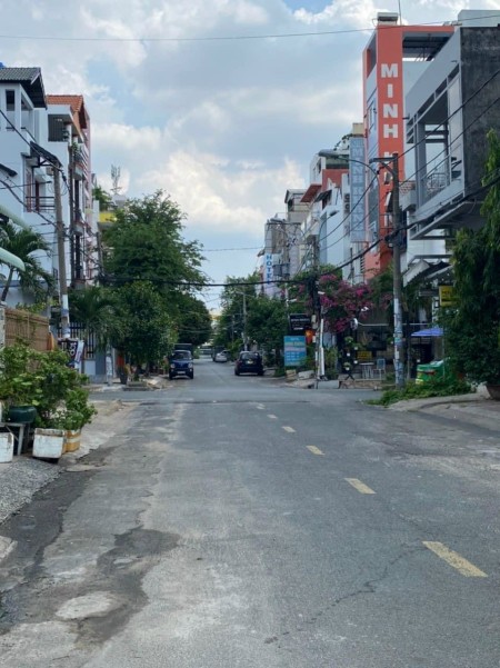 Bán đất tặng nhà mặt tiền đường Nguyễn văn dung phường 6 Gò vấp