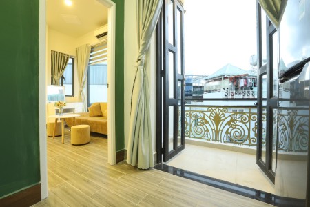 Căn hộ Ban công - Full NT có Máy Giặt riêng Gần sân bay TSN