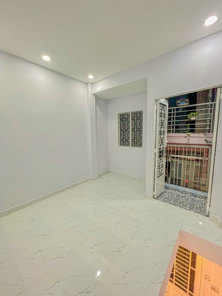 Nhà đẹp lung linh xây mới ô tô ngủ trong nhà giá tốt full nội thất sang chảnh