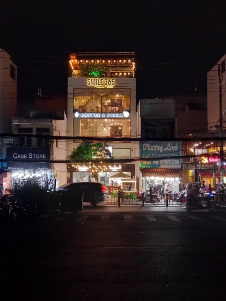 Cho thuê mặt bằng nguyên căn, 2 căn liền kề CMT8 Quận 3 giá tốt thị trường