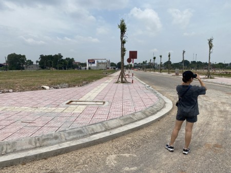 Khu Đô Thị Tiến Phan thị trấn Nhã Nam Tân Yên Bắc Giang liên hệ 0866715579