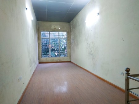 Bán nhà riêng Nguyễn Trãi ngõ rộng xe ra vào thoải mái, ô tô đỗ 30m, giá chỉ 2.4 tỷ