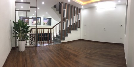 Nhà xây mới Cổ Điển A, Tứ Hiệp, Thanh Trì DT 37m² x 5 tầng, giá siêu rẻ nhỉnh 3 tỷ đồng