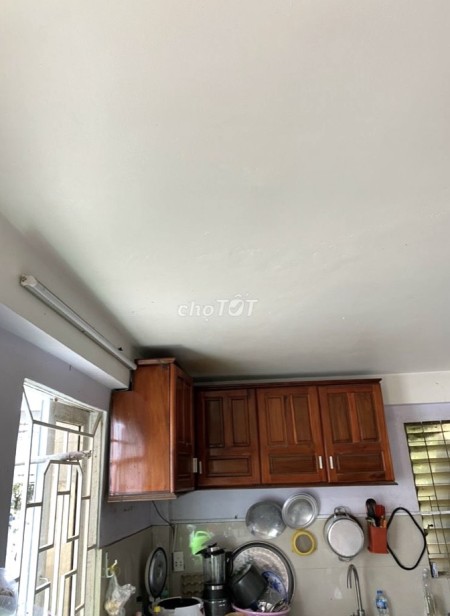 Nhà mặt tiền 2 tầng đường 836 Phú Hữu Q.9 trong khu nội bộ yên tĩnh