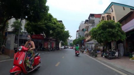 Nhà đẹp PL Bồ Đề gần hồ có Sổ sẵn dọn vào ở ngay