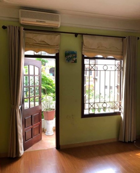 Bán đất tặng nhà sân vườn thoáng trước sau, fadil vào tận nhà, Lạc Long Quận, 130m2, giá 12,5 tỷ