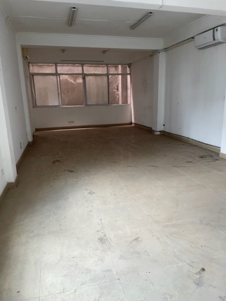 Cho thuê văn phòng mặt đường trục đường chính ở Hà Nội - Nguyễn Lương Bằng, Đống Đa