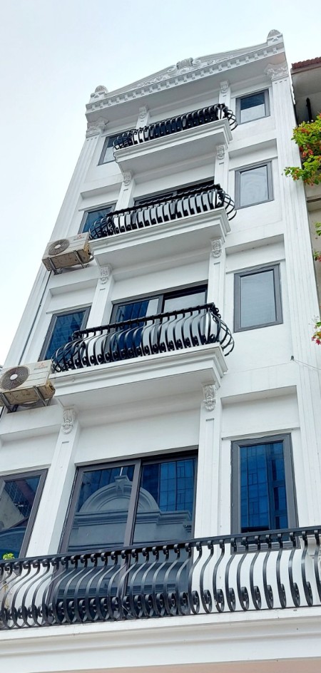 Bán nhà đẹp ngõ 603 Lạc Long Quận, gara, kinh doanh, văn phòng kết hợp ở 48m2, giá 17 tỷ