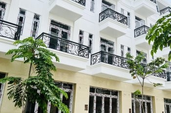 Bán nhà Trần Phú chính chủ mặt tiền 4m rộng rãi, giá bán chỉ vài tỷ đồng