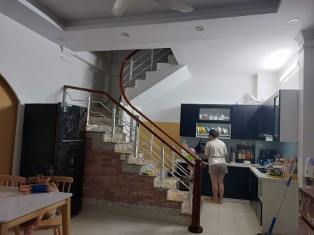 Trần Bình nhà đẹp vào ở luôn, tặng nội thất diện tích 28m² x 5 tầng giá bán 2,3 tỷ