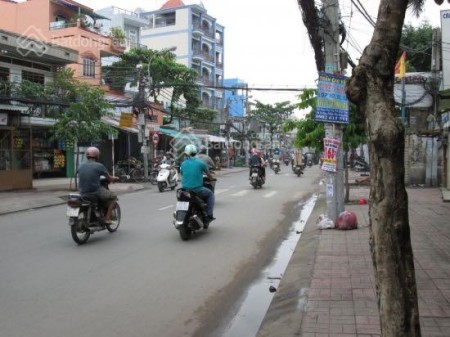 Nhà Hiếm lô góc Đông Quan DT 86m² x 4 tầng ô tô qua lại thoải mái