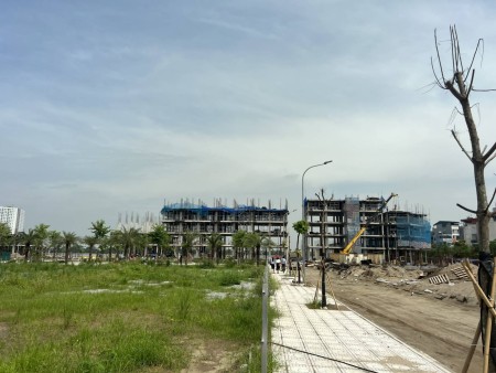 Đi đến slide 2
