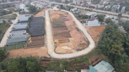 Đi đến slide 4