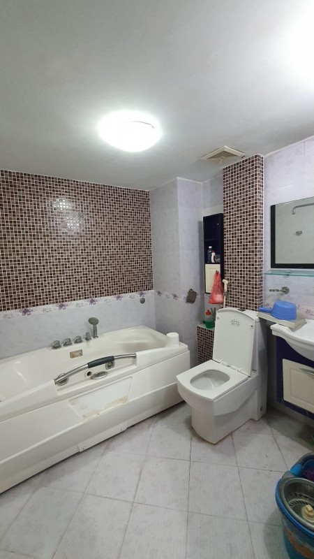 Mặt phố Trịnh Công Sơn, phố đi bộ, View Hồ Tây, 84m x 5 tầng, MT 7m, giá 41 tỷ