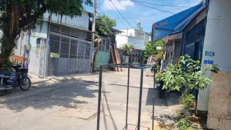 Siêu phẩm nhà vi bằng gần chợ Ngã Ba Đông Quang KD ĐỈNH LH 0902428288