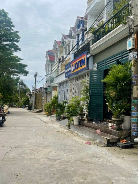 Hẻm xe hơi tránh ngay Lê Thị Riêng tặng nội thất khu Vip dân trí 4 tầng dt 64m2 nhỉnh 5 tỷ