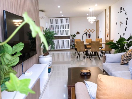 Chủ bán gấp nhà Thái Hà ô tô đỗ cửa ngõ rộng, vài bước ra phố sổ chính chủ