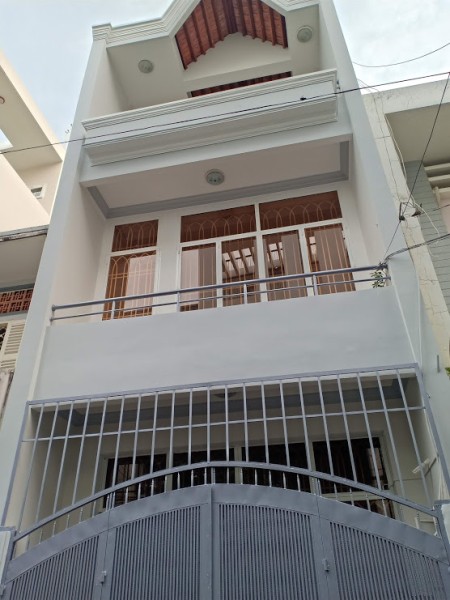 Bán nhà gấp hẻm xe hơi ra vào thoải mái 7C Cách Mạng Tháng Tám, dtsd 8.2x17 giá 21.9 tỷ