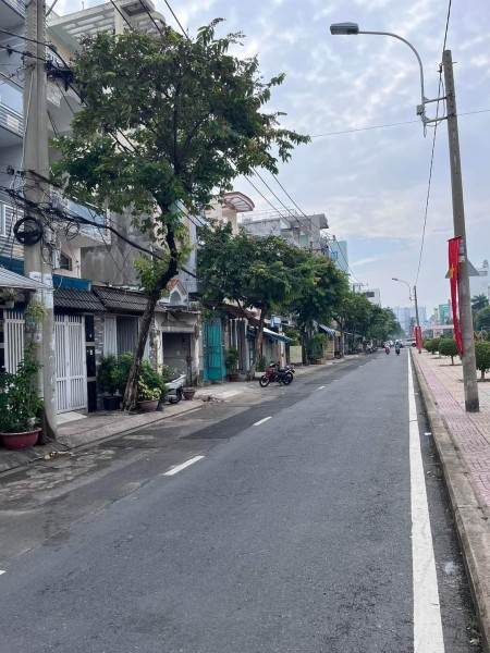 BÁN NHÀ MẶT TIỀN HIỀN VƯƠNG, TÂN PHÚ, ĐƯỜNG 8M, 3 TẦNG, BTCT, 69M2, DÀI 20M, NHỈNH 12 TỶ